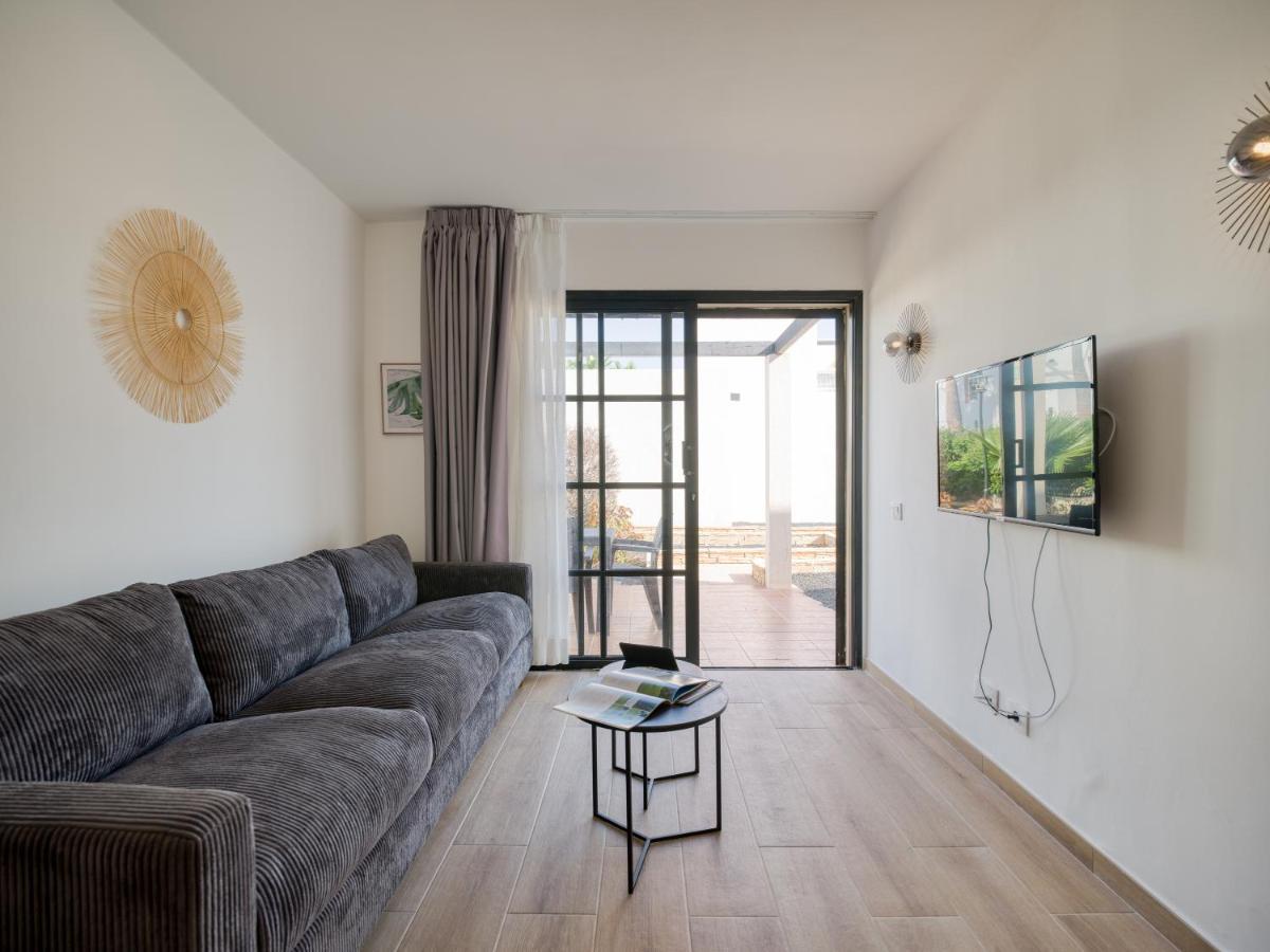 Homeforguest Moderno Apartamento En 科拉雷侯 外观 照片