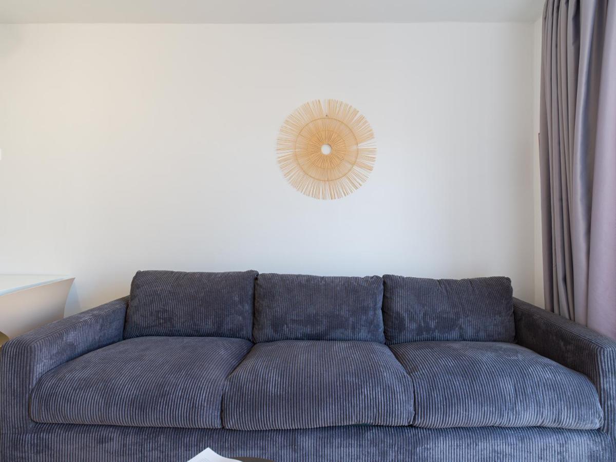 Homeforguest Moderno Apartamento En 科拉雷侯 外观 照片