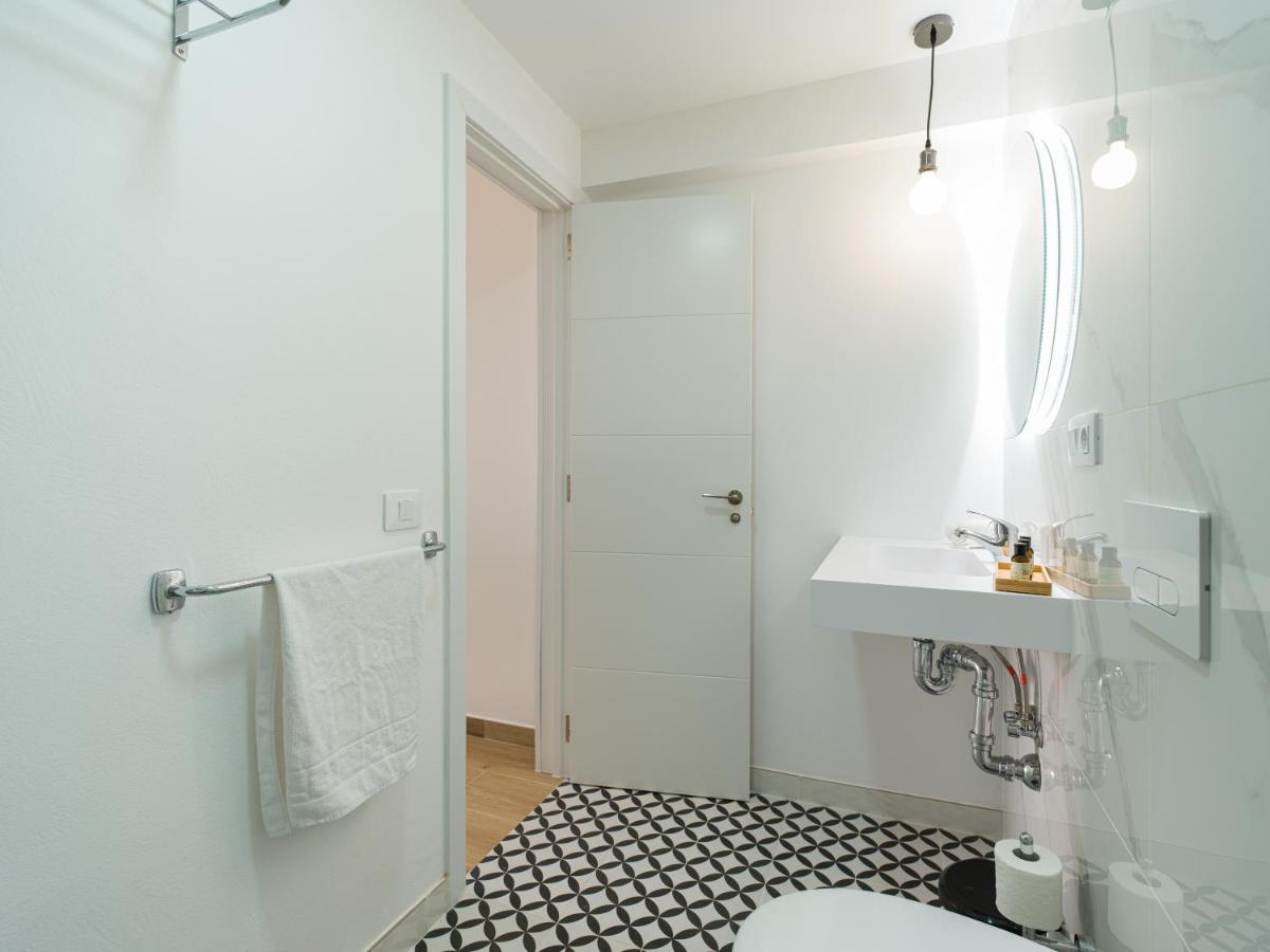 Homeforguest Moderno Apartamento En 科拉雷侯 外观 照片